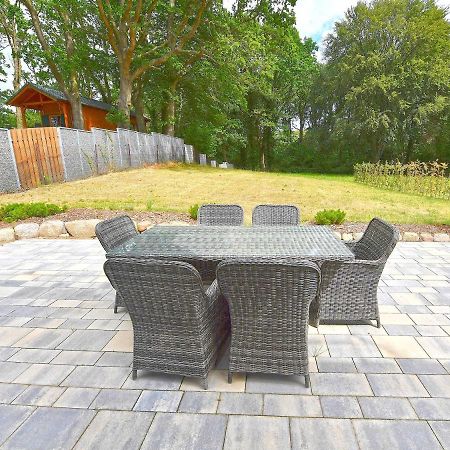 Villa Levante In Binz - Gartenwohnung Mit Kamin, Sauna, Terrasse ภายนอก รูปภาพ